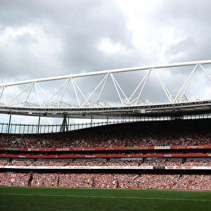 Arsenal vs Benfica Clash at Emirates Stadium: Emirates Cup 2014