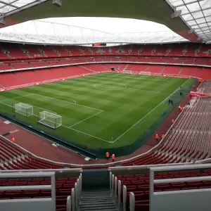 Arsenal vs Bolton Wanderers: FA Cup 4th Round Tie at Emirates Stadium, London (2007) Arsenal vs Bolton Wanderers: FA Cup 4th Round Tie at Emirates Stadium, London (2007)