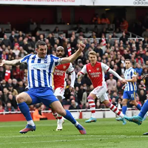 Arsenal vs Brighton: Emile Smith Rowe Shoots Under Pressure in Premier League Clash