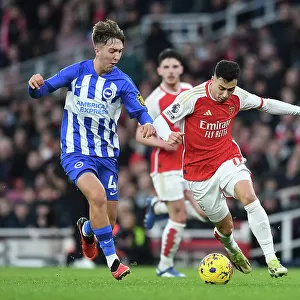 Arsenal vs Brighton: Gabriel Magalhães Under Pressure in 2023-24 Premier League Clash