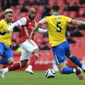 Arsenal vs Brighton: Lacazette vs Dunk Clash in Premier League Showdown Arsenal vs Brighton: Lacazette vs Dunk Clash in Premier League Showdown
