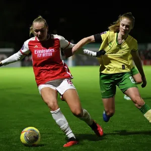 Arsenal vs. Bristol City: A Fight for Control in the FA Women's League Cup Arsenal vs. Bristol City: A Fight for Control in the FA Women's League Cup