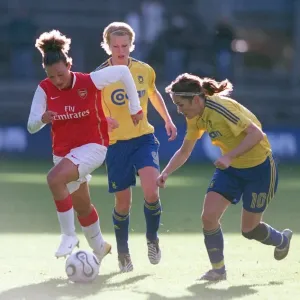 Arsenal vs. Brondby: Sanderson, Bukh, and Dimun in a Thrilling UEFA Women's Cup Semi-Final Clash