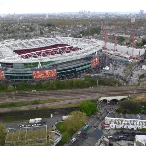 Arsenal vs. Chelsea: Aerial Battle at Emirates Stadium, Barclays Premier League Arsenal vs. Chelsea: Aerial Battle at Emirates Stadium, Barclays Premier League