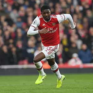 Arsenal vs. Chelsea: Ainsley Maitland-Niles in Action at the Emirates Stadium (Premier League 2019-20)