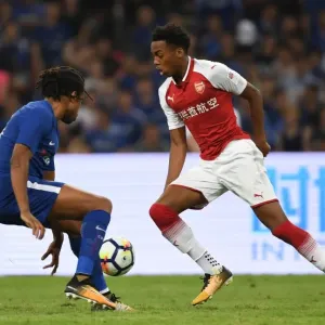 Arsenal vs. Chelsea: Clash in China - Joe Willock vs. Loic Remy