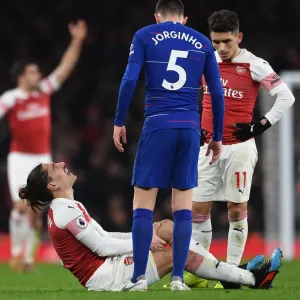 Arsenal vs. Chelsea: Hector Bellerin Suffers Injury in Intense Premier League Clash