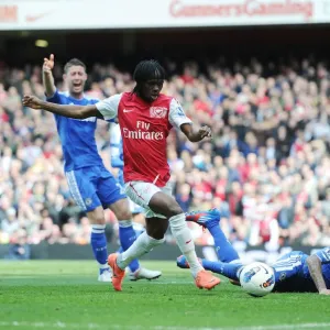Arsenal vs. Chelsea: Intense Rivalry - Gervinho Fouls Bosingwa (2011-12) Arsenal vs. Chelsea: Intense Rivalry - Gervinho Fouls Bosingwa (2011-12)
