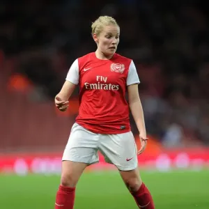 Arsenal vs Chelsea: Kim Little in Action for Arsenal Ladies in WSL Clash at Emirates Stadium