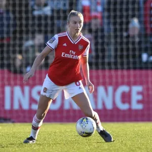 Arsenal vs Chelsea Print - Leah Williamson in Action Arsenal vs Chelsea Print - Leah Williamson in Action