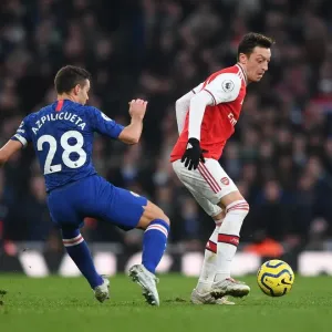 Arsenal vs. Chelsea: Ozil vs. Azpilicueta - Intense Battle in the Premier League Arsenal vs. Chelsea: Ozil vs. Azpilicueta - Intense Battle in the Premier League