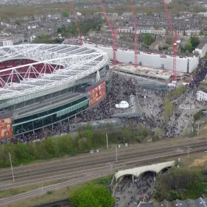 Arsenal vs Chelsea: Premier League Battle at Emirates Stadium Arsenal vs Chelsea: Premier League Battle at Emirates Stadium