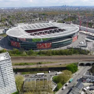 Arsenal vs Chelsea: Premier League Clash at Emirates Stadium Arsenal vs Chelsea: Premier League Clash at Emirates Stadium