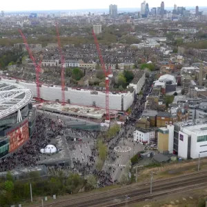 Arsenal vs. Chelsea: Premier League Clash at Emirates Stadium