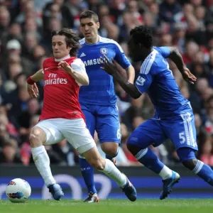 Arsenal vs. Chelsea: Rosicky Clashes with Essien and Romeu (2011-12) Arsenal vs. Chelsea: Rosicky Clashes with Essien and Romeu (2011-12)
