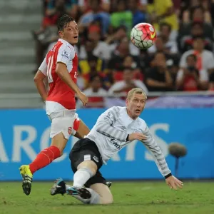 Arsenal vs. Everton: 2015 Barclays Asia Trophy Clash in Singapore Arsenal vs. Everton: 2015 Barclays Asia Trophy Clash in Singapore