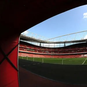 Arsenal vs. Everton: Premier League Clash at Emirates Stadium Arsenal vs. Everton: Premier League Clash at Emirates Stadium