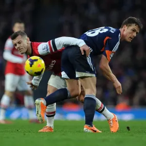 Arsenal vs Fulham: Wilshere vs Parker - Premier League Battle at Emirates Stadium Arsenal vs Fulham: Wilshere vs Parker - Premier League Battle at Emirates Stadium