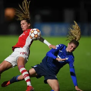 Arsenal vs. Hoffenheim: A Fierce Battle in the UEFA Women's Champions League Arsenal vs. Hoffenheim: A Fierce Battle in the UEFA Women's Champions League