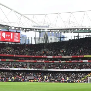 Arsenal vs Leeds United: Premier League Showdown at Emirates Stadium (2022-23) Arsenal vs Leeds United: Premier League Showdown at Emirates Stadium (2022-23)