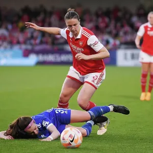 Arsenal vs Leicester City: A Battle for Possession in the FA Women's Super League Arsenal vs Leicester City: A Battle for Possession in the FA Women's Super League