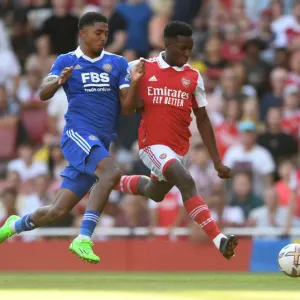 Arsenal vs Leicester City: Eddie Nketiah Clashes with Wesley Fofana in Premier League Showdown (2022-23) Arsenal vs Leicester City: Eddie Nketiah Clashes with Wesley Fofana in Premier League Showdown (2022-23)
