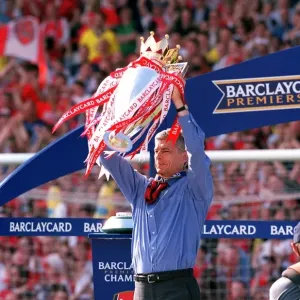 Arsenal vs Leicester City: FA Premiership Showdown, May 15, 2004, Highbury, London Arsenal vs Leicester City: FA Premiership Showdown, May 15, 2004, Highbury, London