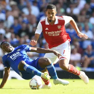 Arsenal vs Leicester: Saliba Clashes with Daka in Premier League Showdown (2022-23) Arsenal vs Leicester: Saliba Clashes with Daka in Premier League Showdown (2022-23)