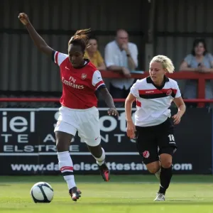 Arsenal vs. Lincoln Ladies: A Battle of Skills - Danielle Carter vs. Sophie Baker in the FA WSL