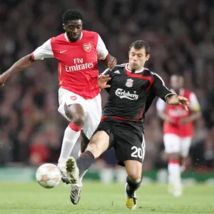 Arsenal vs. Liverpool: Kolo Toure Clash in Intense Quarter Final Showdown, UEFA Champions League, 1st Leg, Emirates Stadium, 2008