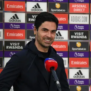 Arsenal vs Liverpool: Mikel Arteta's Pre-Match Strategies at Emirates Stadium (April 2021)