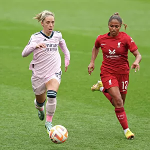 Arsenal vs Liverpool: Nobbs vs Hinds in FA Womens Super League Clash