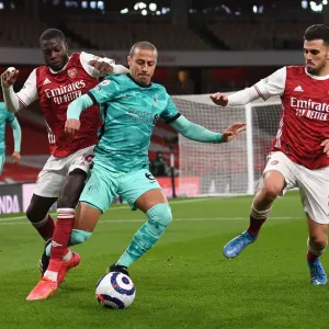 Arsenal vs. Liverpool: Pepe and Ceballos Clash in Intense Premier League Showdown