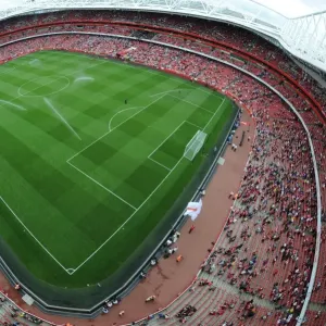 Arsenal vs Liverpool: Premier League Clash at the Emirates Arsenal vs Liverpool: Premier League Clash at the Emirates