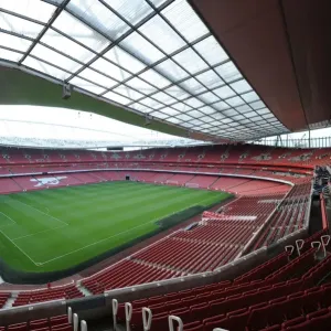 Arsenal vs Liverpool: Premier League Showdown at Emirates Stadium Arsenal vs Liverpool: Premier League Showdown at Emirates Stadium