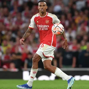 Arsenal vs Manchester City: Gabriel in Action at the Emirates Stadium (2023-24) Arsenal vs Manchester City: Gabriel in Action at the Emirates Stadium (2023-24)