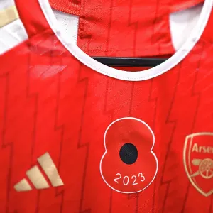 Arsenal vs Manchester City: Remembrance Day Tribute in Barclays Women's Super League (2023-24)