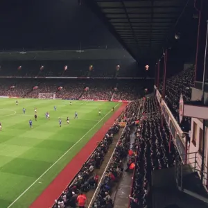 Arsenal vs Manchester United: A Battle at Highbury - FA Premiership Rivalry (Arsenal Stadium, London, 2006) Arsenal vs Manchester United: A Battle at Highbury - FA Premiership Rivalry (Arsenal Stadium, London, 2006)