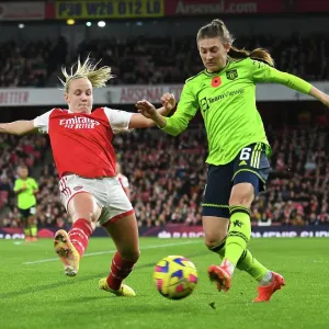 Arsenal vs Manchester United: Clash in the FA Women's Super League