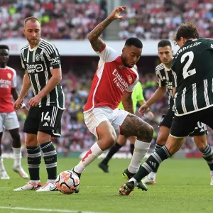 Arsenal vs Manchester United: Clash of Titans in the Premier League (2023-24)