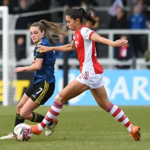 Arsenal vs Manchester United: A Fight for Supremacy in the FA WSL - Rafaelle Souza vs Ella Toone Clash Arsenal vs Manchester United: A Fight for Supremacy in the FA WSL - Rafaelle Souza vs Ella Toone Clash