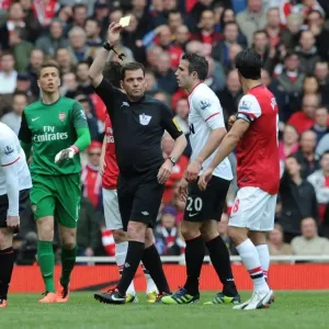 Arsenal vs Manchester United: Phil Dowd Shows Yellow Card to Robin van Persie Arsenal vs Manchester United: Phil Dowd Shows Yellow Card to Robin van Persie