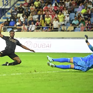 Arsenal vs. Olympique Lyonnais: Eddie Nketiah Scores in Dubai Super Cup Match, 2022-23