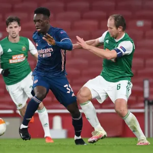 Arsenal vs Rapid Wien: Tense Moment in UEFA Europa League Clash