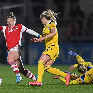 Arsenal vs Reading Women: Kim Little Faces Off Against Faye Bryson in FA WSL Clash