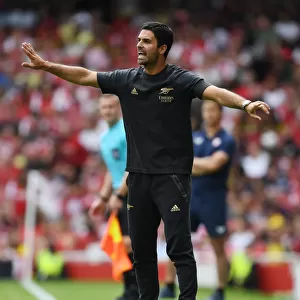 Arsenal vs Sevilla: Mikel Arteta Faces Off in Emirates Cup Showdown, 2022