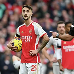 Arsenal vs Sheffield United: Fabio Vieira Prepares for Penalty in 2023-24 Premier League Clash