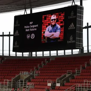 Arsenal vs Sheffield United: Tribute to Sergeant Matt Ratana Ahead of Premier League Match Arsenal vs Sheffield United: Tribute to Sergeant Matt Ratana Ahead of Premier League Match