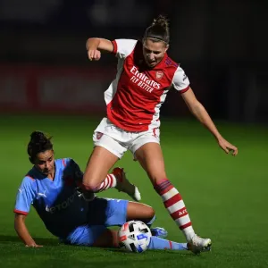 Arsenal vs Slavia Prague: Battle in the UEFA Women's Champions League Arsenal vs Slavia Prague: Battle in the UEFA Women's Champions League