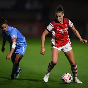 Arsenal vs Slavia Prague: Battle in the UEFA Women's Champions League Arsenal vs Slavia Prague: Battle in the UEFA Women's Champions League